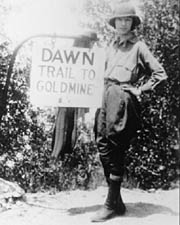 Dawn Trail to gold mine